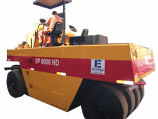 ROLOS COMPACTADORES - PNEUMATICO - SP 8000 HD